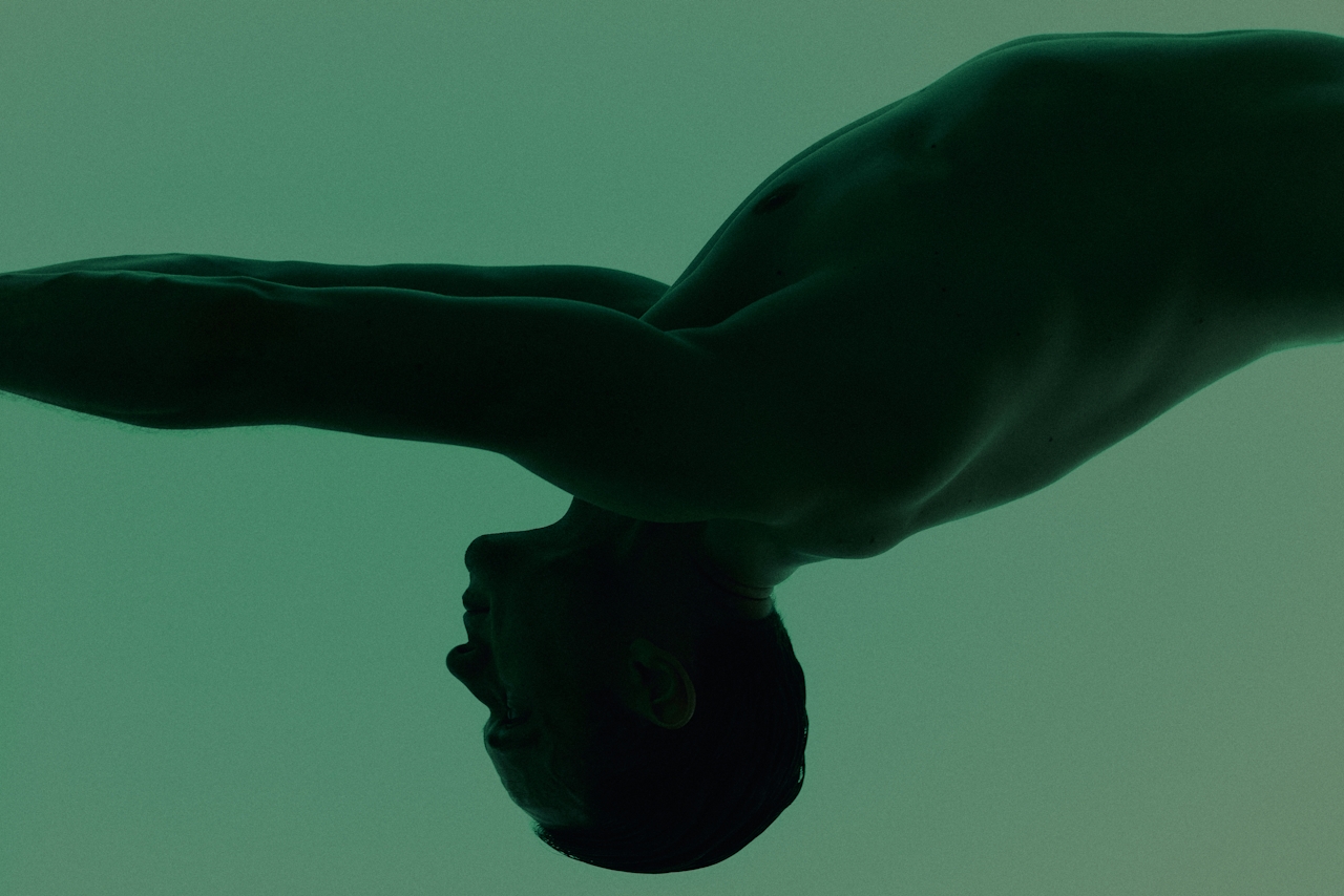 dive swim breathold yoga